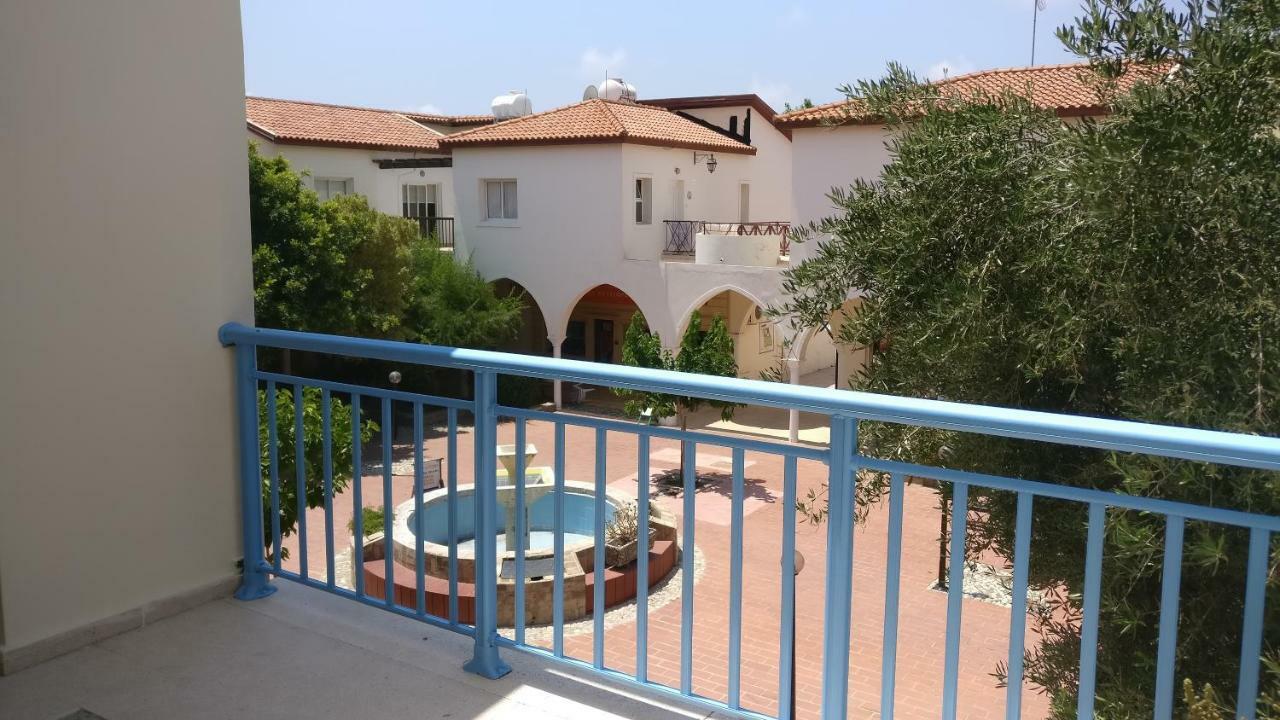 파포스 Limnaria West Park 아파트 외부 사진